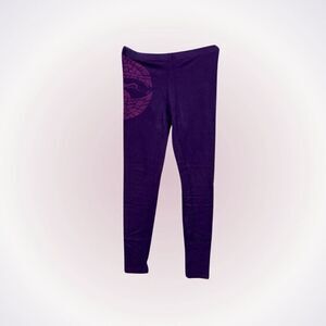 GWC Good World Clothing purple leggings with hip graphic | Sz M